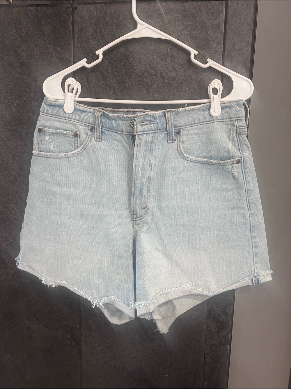 Light Wash Denim Women's High-Rise Shorts Abercrombie The Dad Short